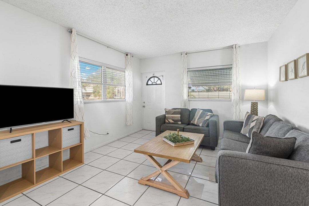 For Sale: $1,249,000 (0 beds, 0 baths, 2487 Square Feet)