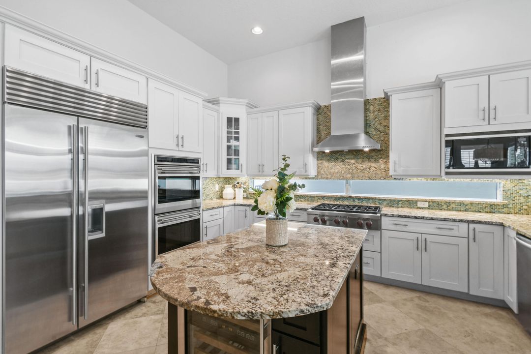 For Sale: $7,797,000 (7 beds, 5 baths, 5178 Square Feet)