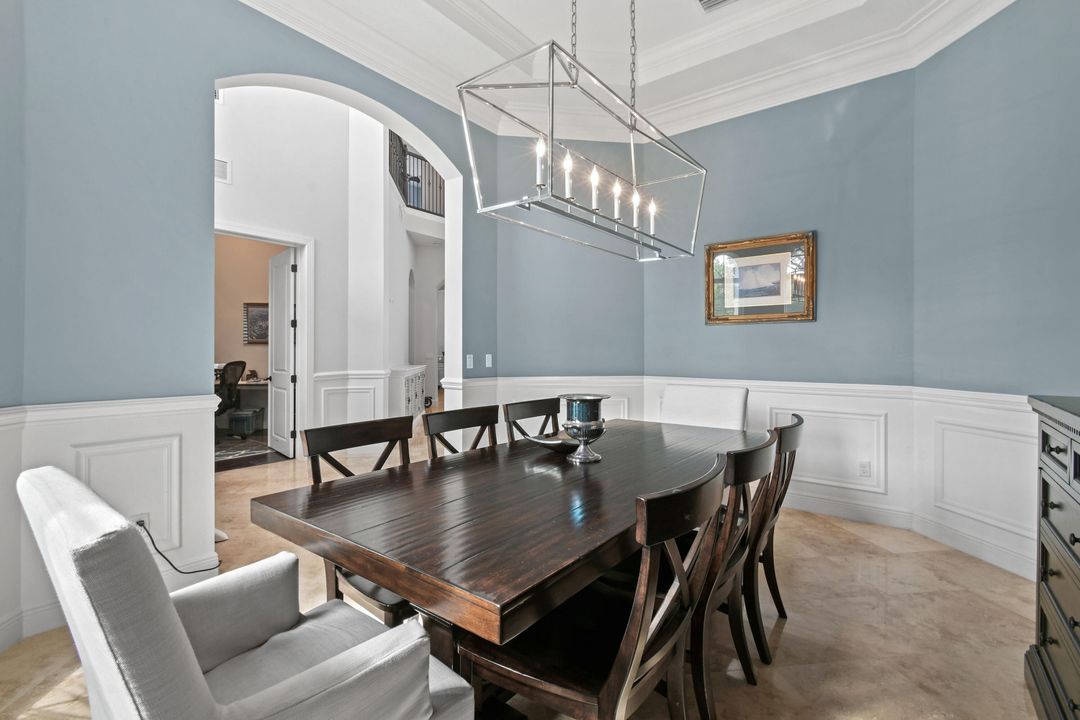 For Sale: $7,797,000 (7 beds, 5 baths, 5178 Square Feet)