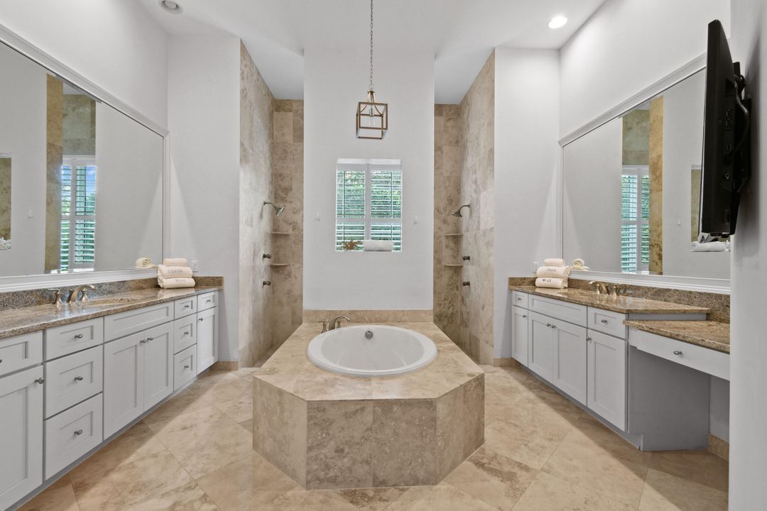 For Sale: $7,797,000 (7 beds, 5 baths, 5178 Square Feet)