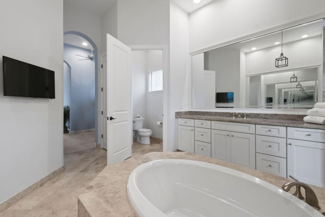 For Sale: $7,797,000 (7 beds, 5 baths, 5178 Square Feet)