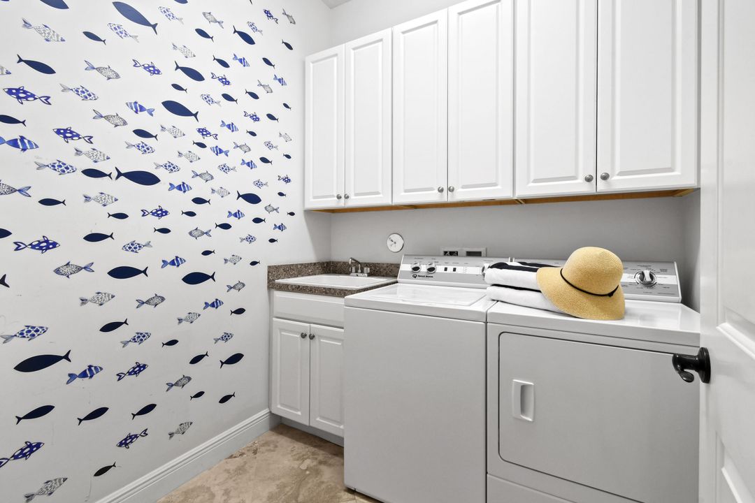 For Sale: $7,797,000 (7 beds, 5 baths, 5178 Square Feet)