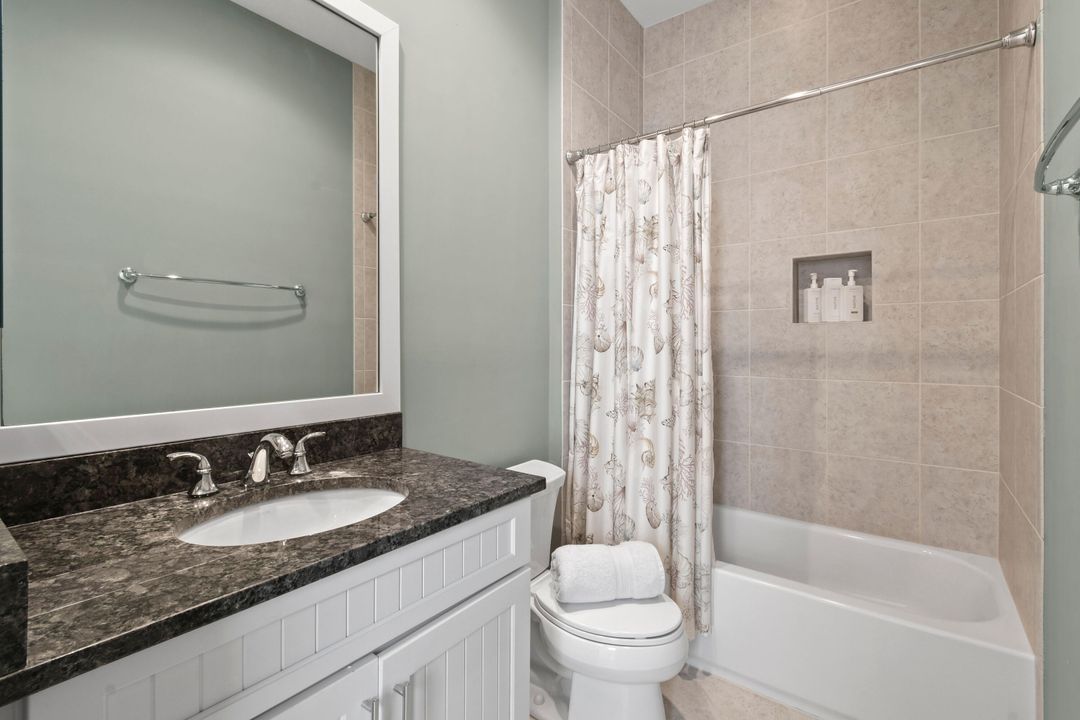 For Sale: $7,797,000 (7 beds, 5 baths, 5178 Square Feet)