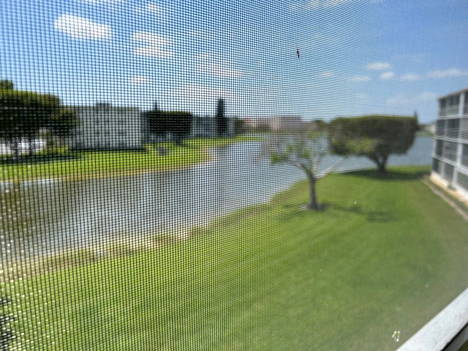 В аренду: $3,200 (1 спален, 1 ванн, 738 Квадратных фут)