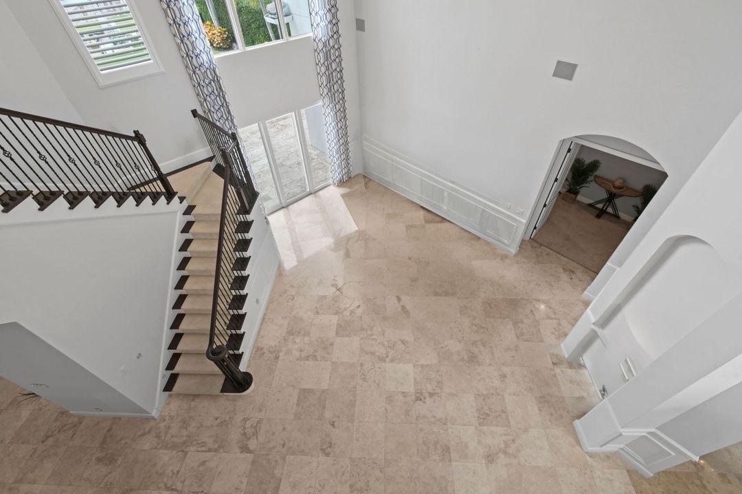 For Sale: $7,797,000 (7 beds, 5 baths, 5178 Square Feet)