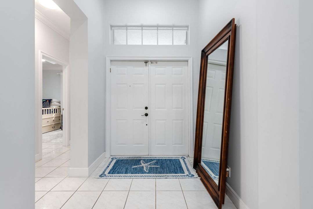 For Sale: $535,000 (3 beds, 2 baths, 1956 Square Feet)