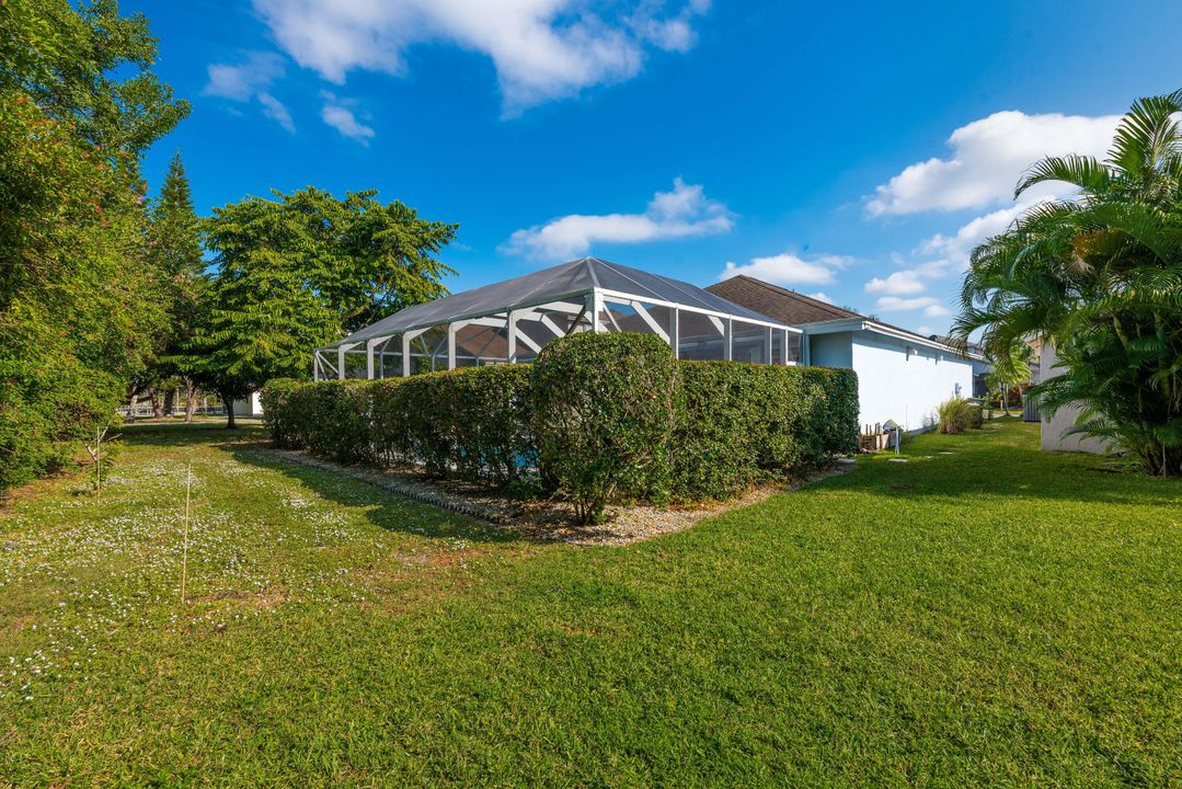 For Sale: $535,000 (3 beds, 2 baths, 1956 Square Feet)