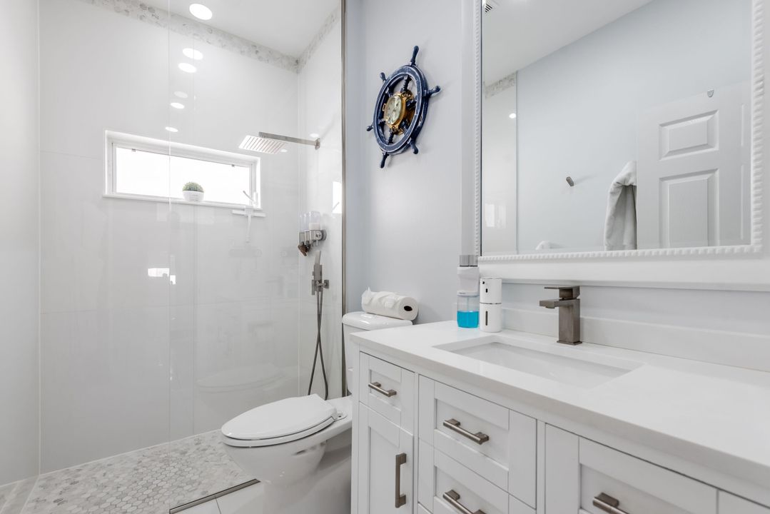 For Sale: $535,000 (3 beds, 2 baths, 1956 Square Feet)