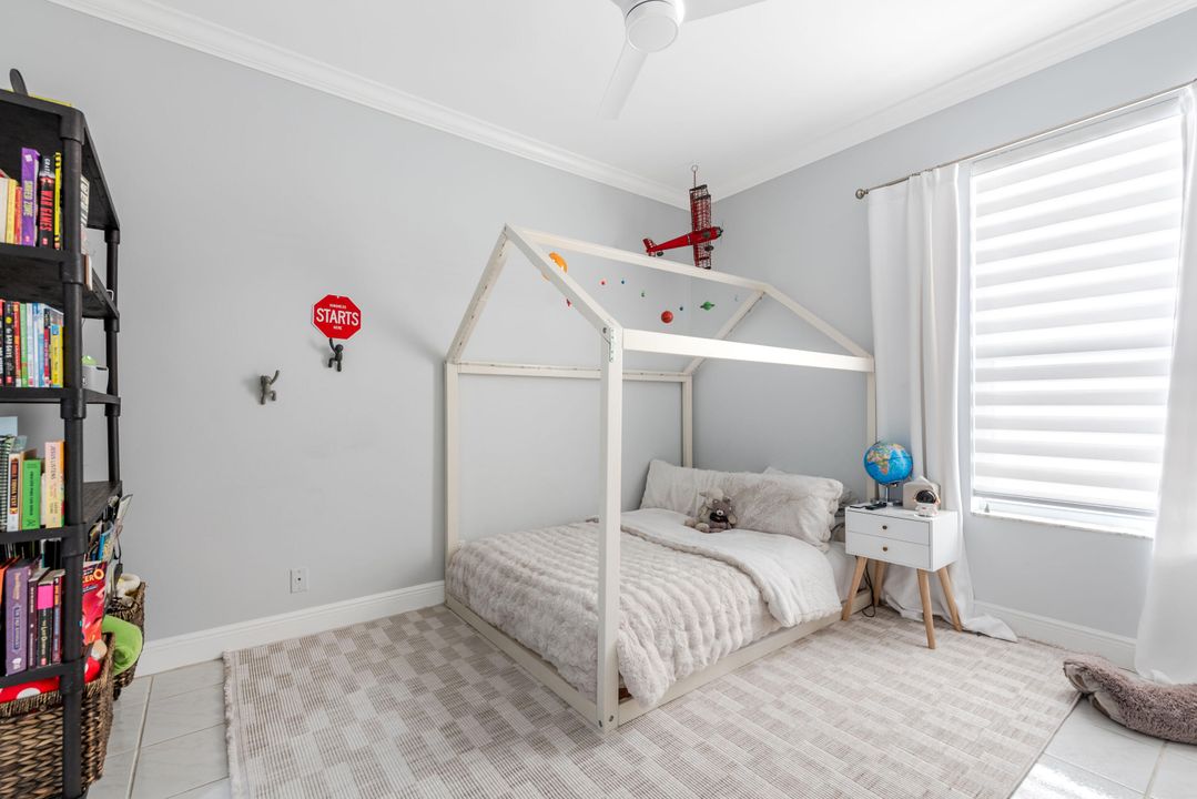 For Sale: $535,000 (3 beds, 2 baths, 1956 Square Feet)