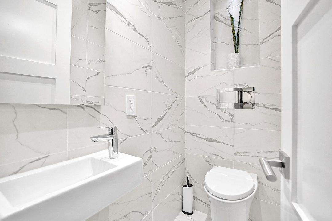 На продажу: $2,999,999 (3 спален, 3 ванн, 1891 Квадратных фут)