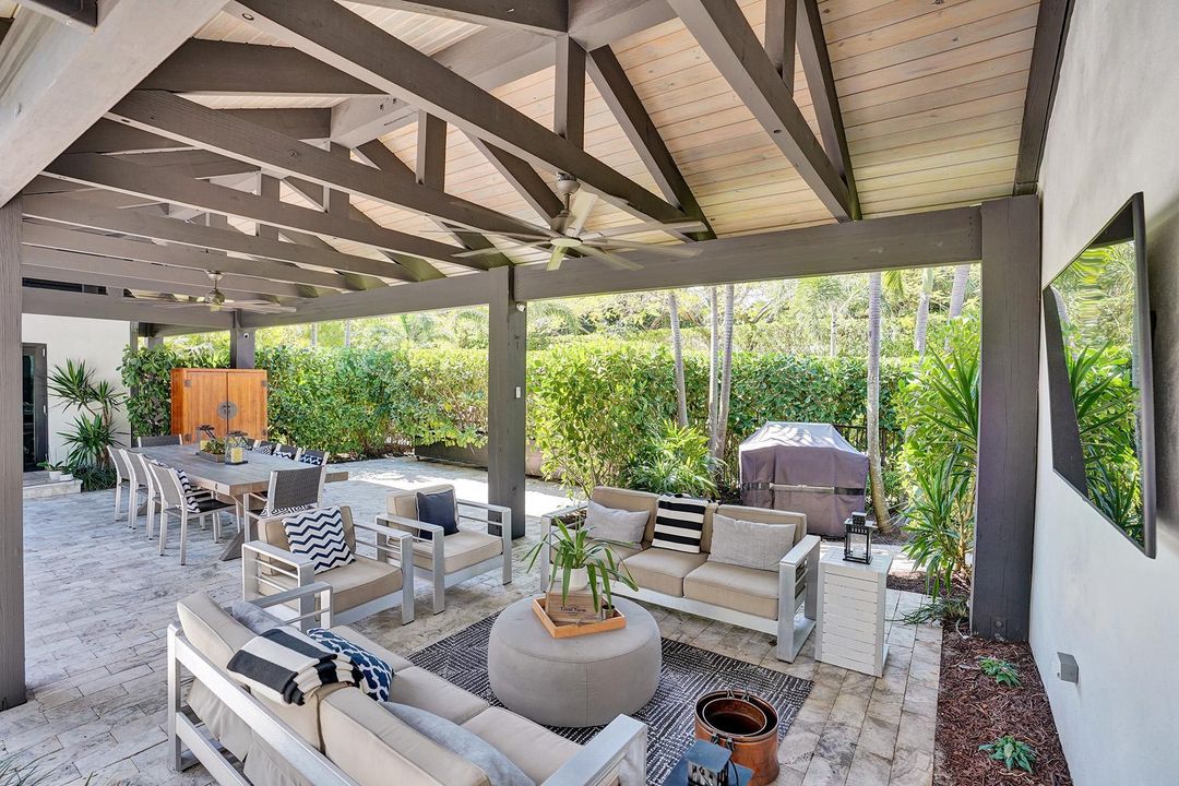 На продажу: $2,999,999 (3 спален, 3 ванн, 1891 Квадратных фут)