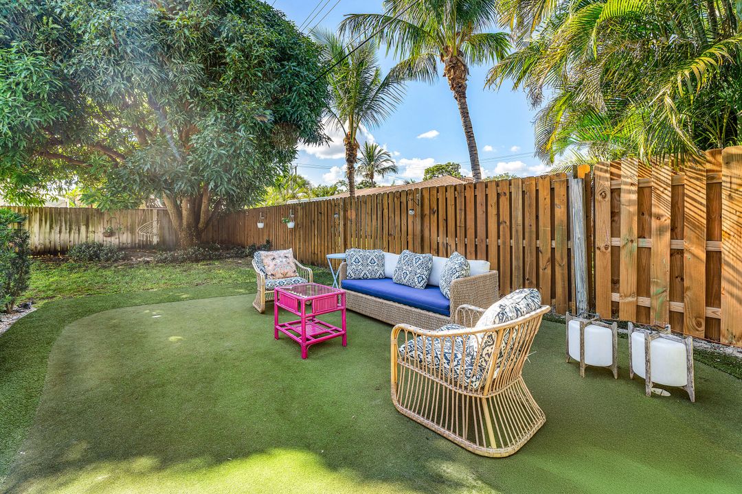 На продажу: $860,000 (4 спален, 2 ванн, 1726 Квадратных фут)