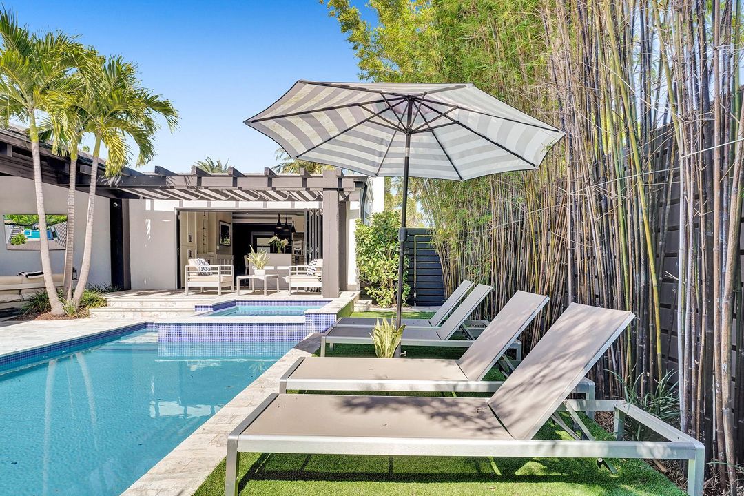 На продажу: $2,999,999 (3 спален, 3 ванн, 1891 Квадратных фут)