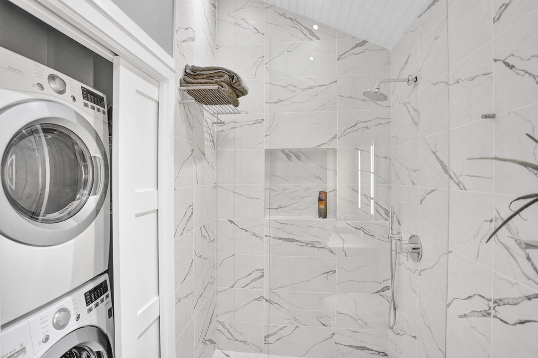 На продажу: $2,999,999 (3 спален, 3 ванн, 1891 Квадратных фут)