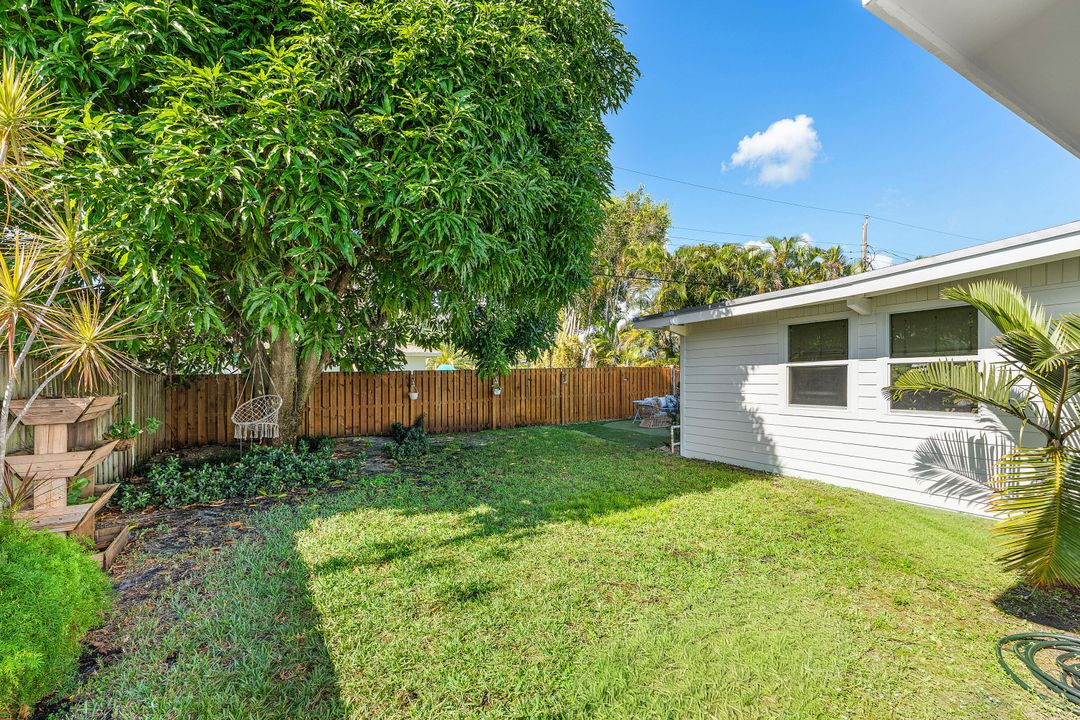 На продажу: $860,000 (4 спален, 2 ванн, 1726 Квадратных фут)