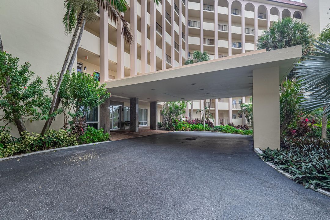 For Sale: $490,000 (2 beds, 2 baths, 1395 Square Feet)