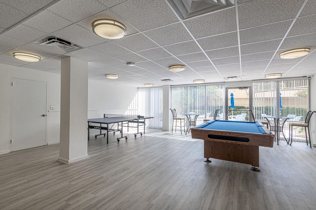 For Sale: $490,000 (2 beds, 2 baths, 1395 Square Feet)