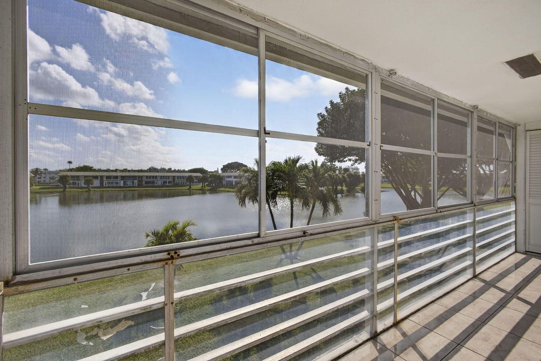 待售: $199,000 (2 贝兹, 1 浴室, 798 平方英尺)