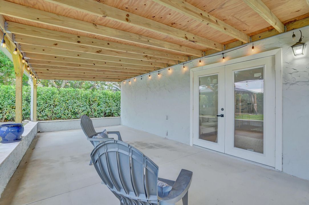 For Rent: $7,200 (3 beds, 3 baths, 1667 Square Feet)