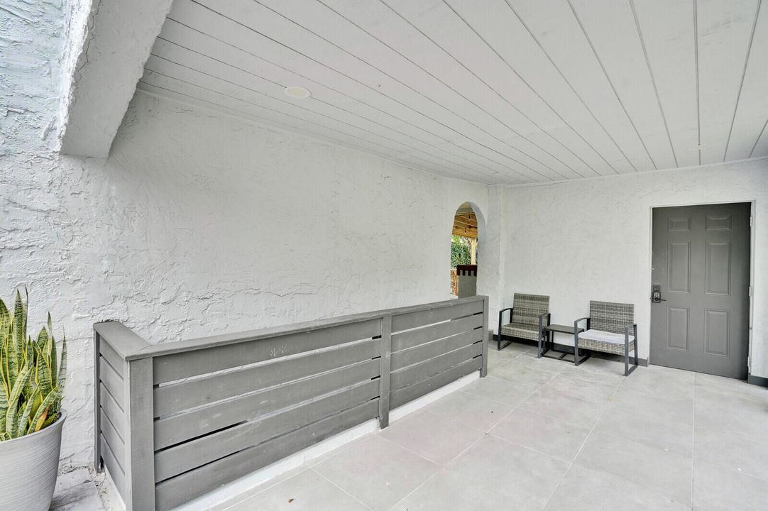 For Rent: $7,200 (3 beds, 3 baths, 1667 Square Feet)