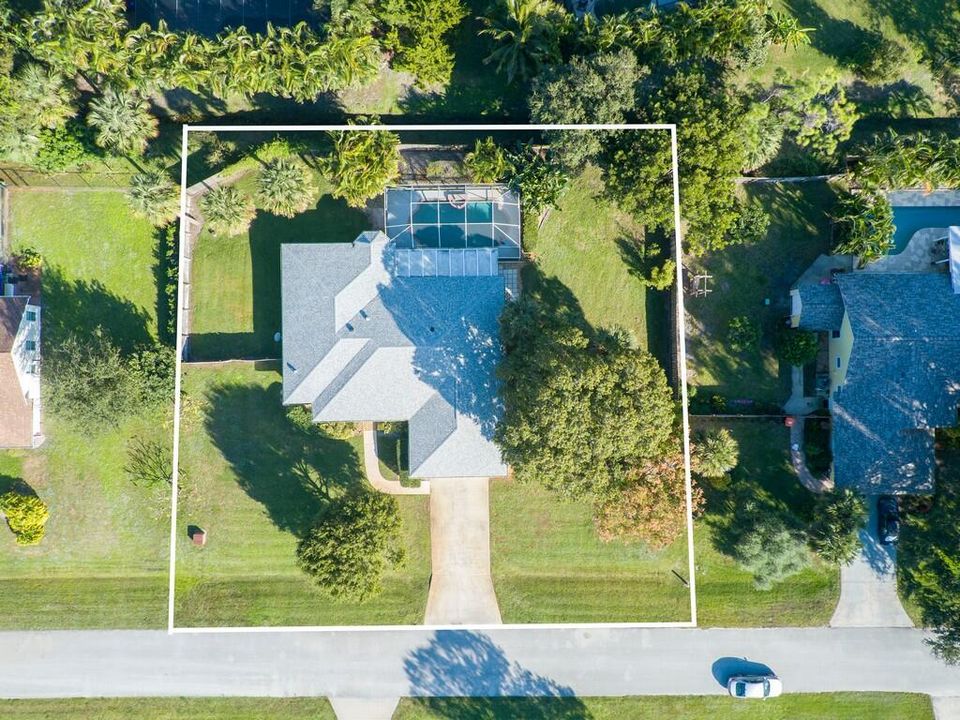 For Sale: $496,000 (4 beds, 2 baths, 2349 Square Feet)