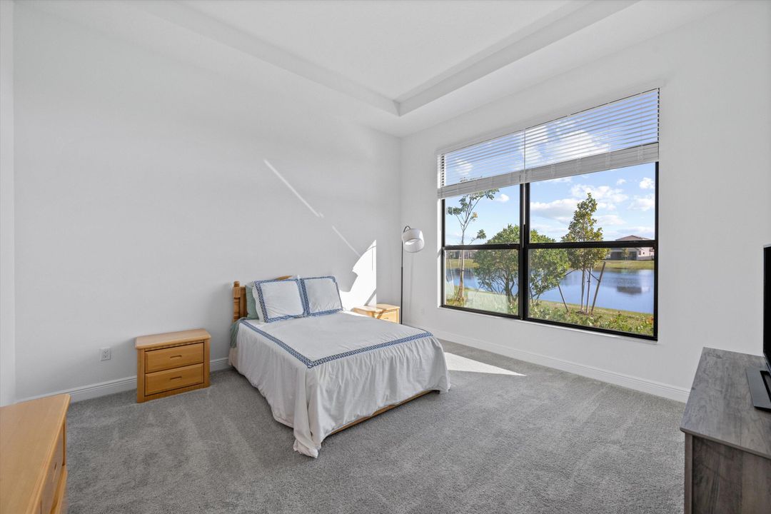 For Rent: $3,650 (3 beds, 2 baths, 1787 Square Feet)