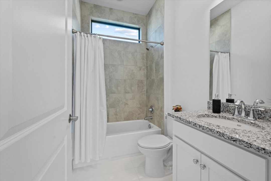 For Rent: $3,650 (3 beds, 2 baths, 1787 Square Feet)