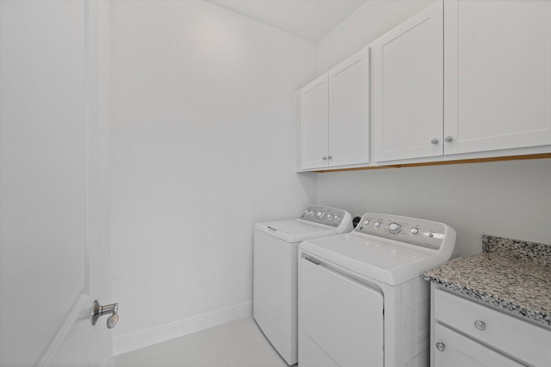 For Rent: $3,650 (3 beds, 2 baths, 1787 Square Feet)
