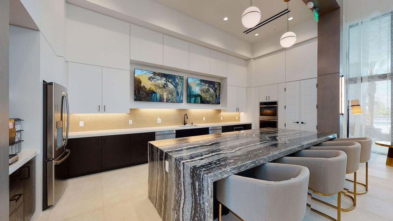 For Rent: $3,650 (3 beds, 2 baths, 1787 Square Feet)