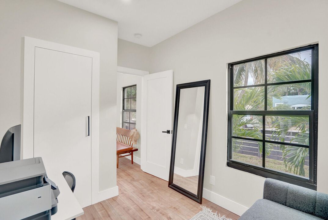 For Rent: $7,200 (3 beds, 3 baths, 1667 Square Feet)