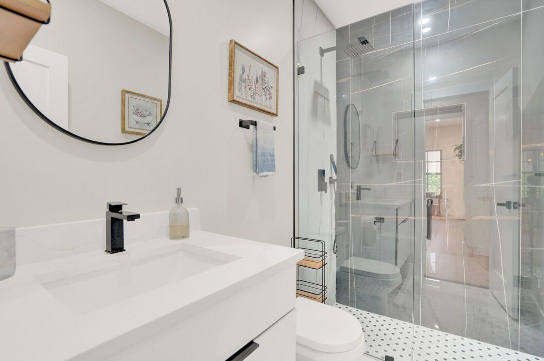 For Rent: $7,200 (3 beds, 3 baths, 1667 Square Feet)