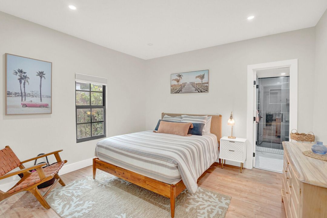 For Rent: $7,200 (3 beds, 3 baths, 1667 Square Feet)