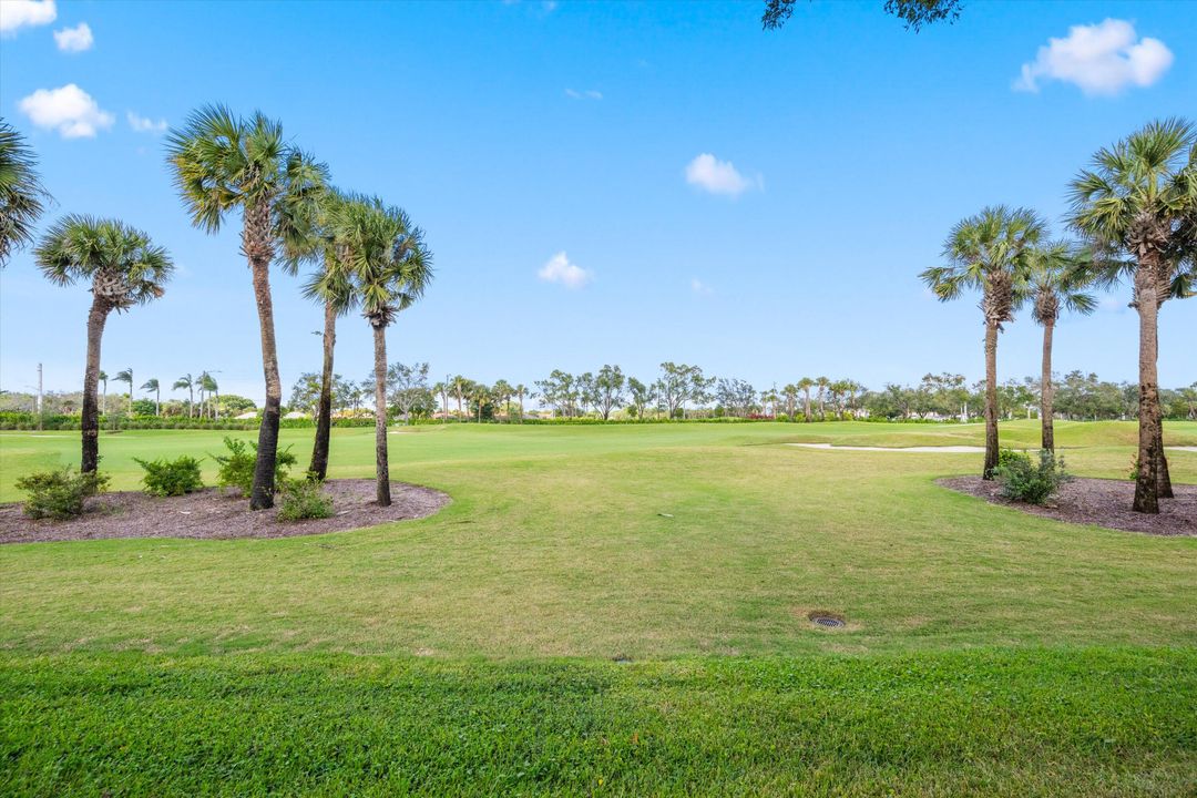 For Sale: $95,000 (2 beds, 2 baths, 1420 Square Feet)