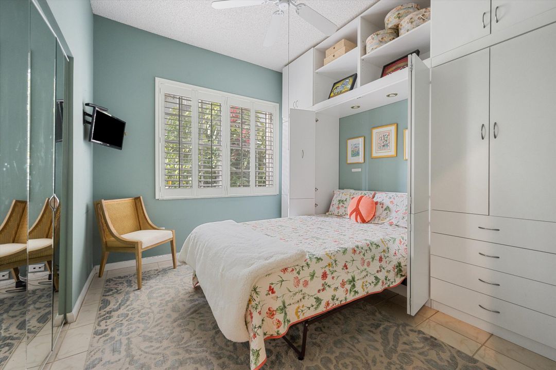 For Sale: $95,000 (2 beds, 2 baths, 1420 Square Feet)