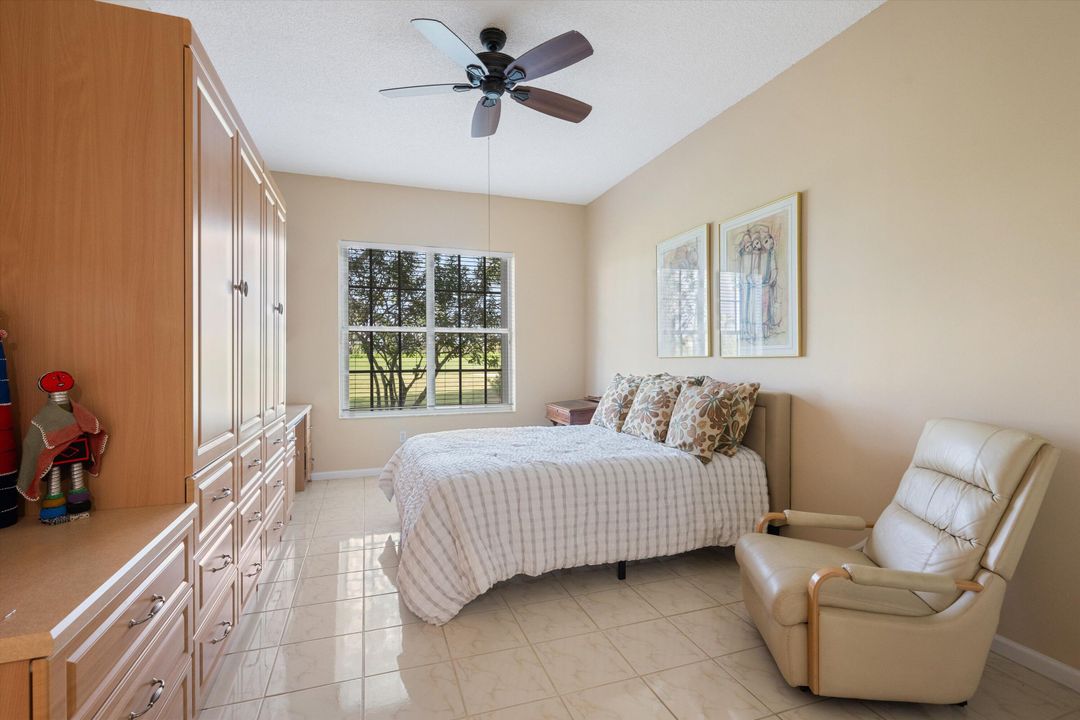 For Sale: $95,000 (2 beds, 2 baths, 1420 Square Feet)