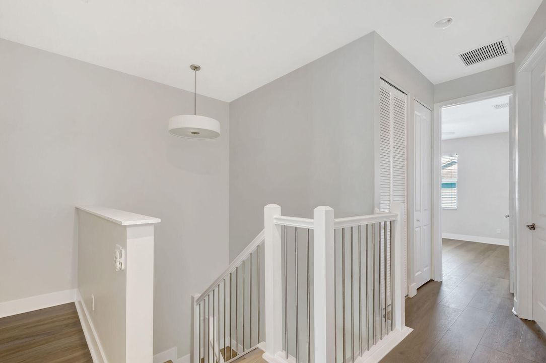 En Renta: $4,350 (3 camas, 2 baños, 2144 Pies cuadrados)