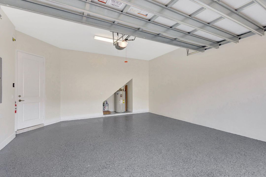 En Renta: $4,350 (3 camas, 2 baños, 2144 Pies cuadrados)