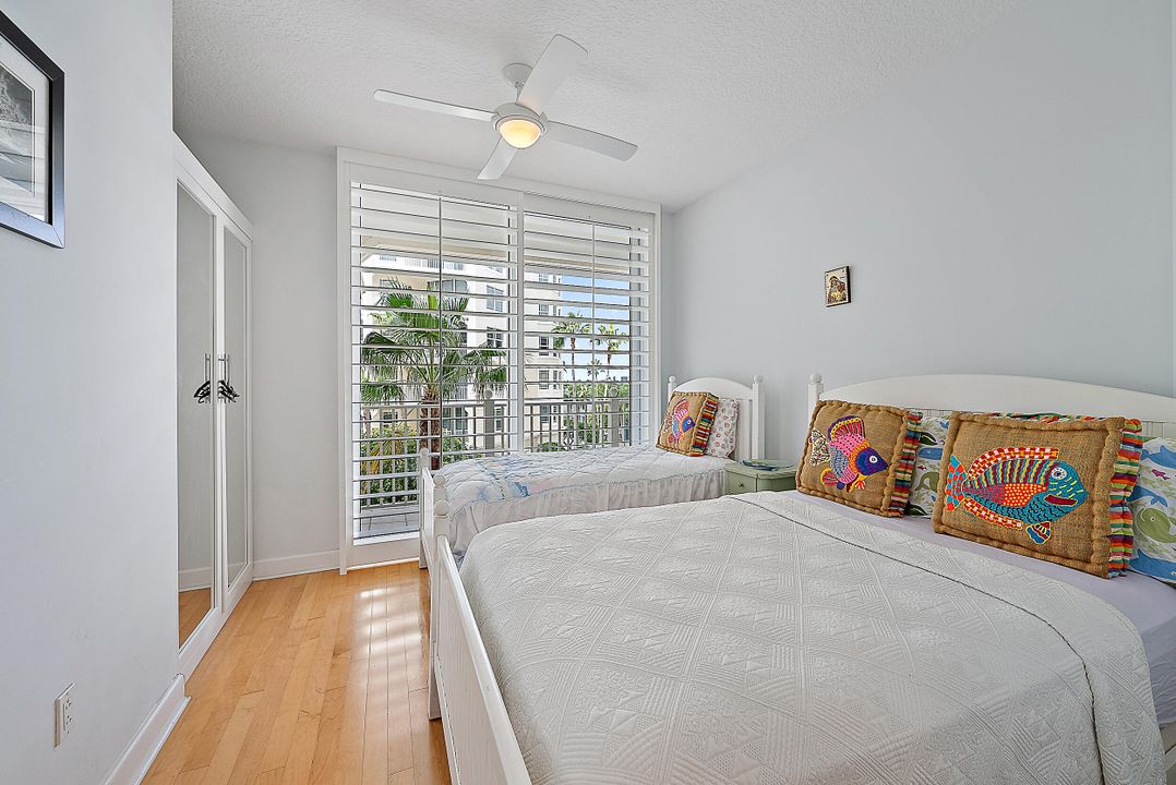 На продажу: $2,100,000 (3 спален, 3 ванн, 2064 Квадратных фут)