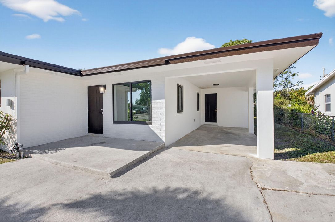 待售: $550,000 (3 贝兹, 2 浴室, 1084 平方英尺)