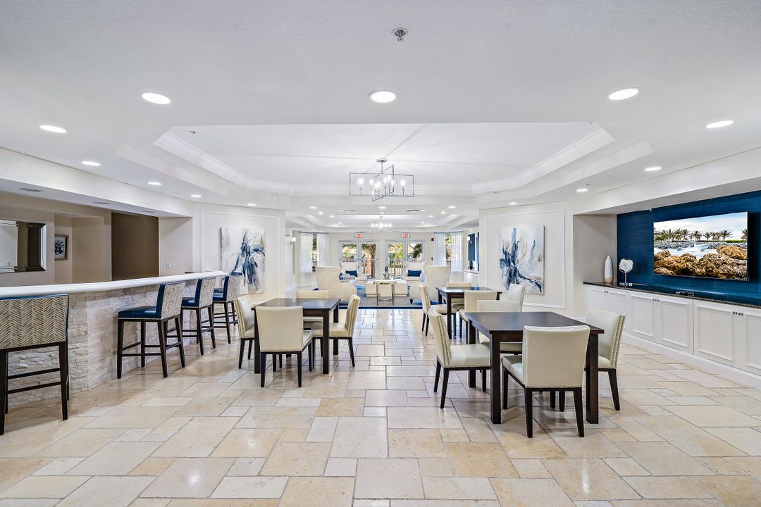 На продажу: $2,100,000 (3 спален, 3 ванн, 2064 Квадратных фут)