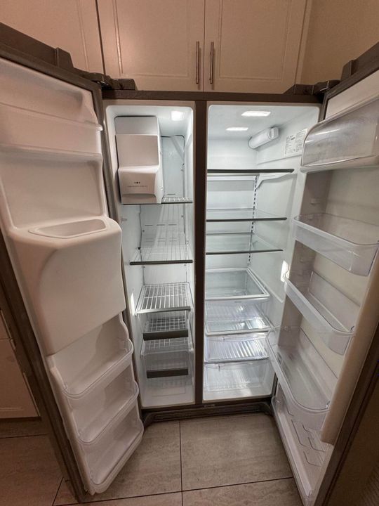 For Rent: $2,700 (3 beds, 2 baths, 1458 Square Feet)