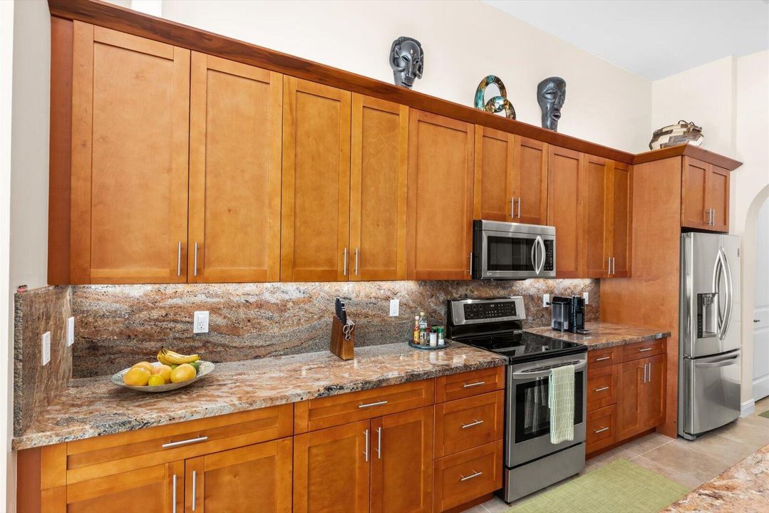 For Sale: $929,888 (3 beds, 3 baths, 2898 Square Feet)