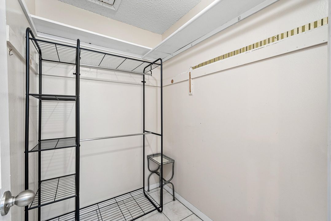 En Venta: $175,000 (2 camas, 2 baños, 1175 Pies cuadrados)