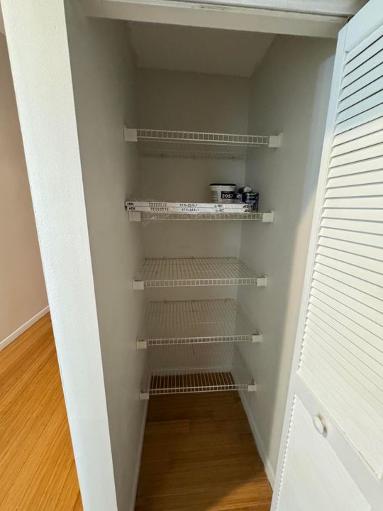 For Rent: $2,700 (3 beds, 2 baths, 1458 Square Feet)