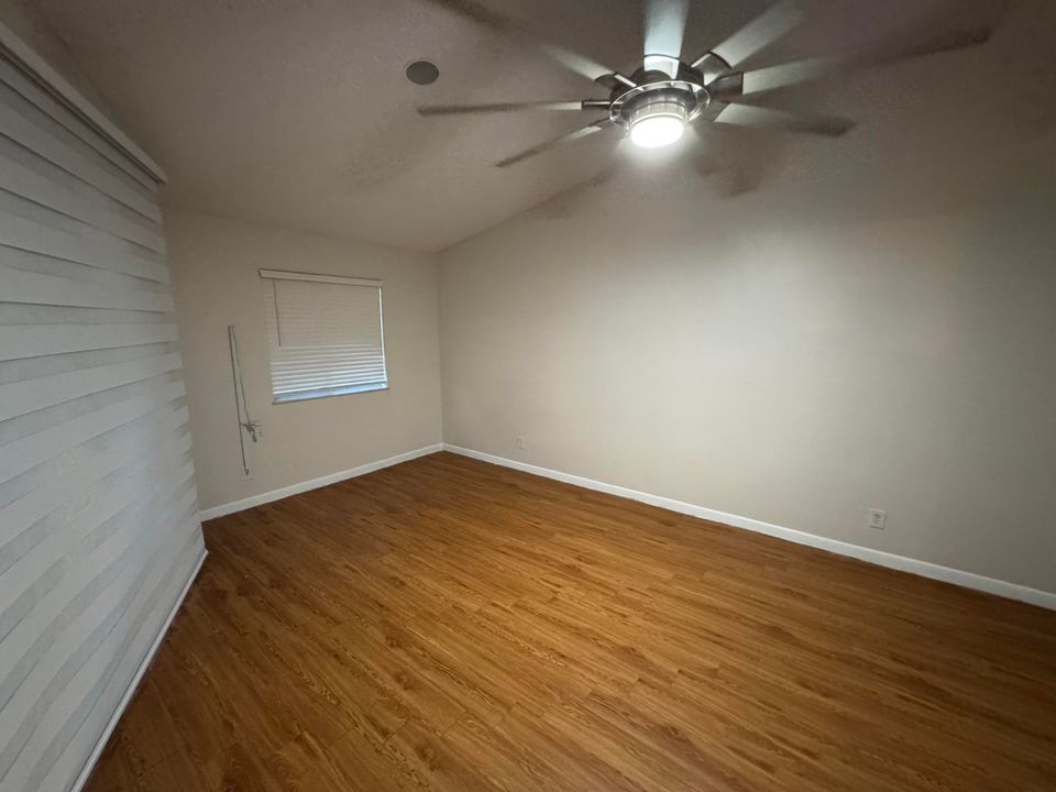 For Rent: $2,700 (3 beds, 2 baths, 1458 Square Feet)