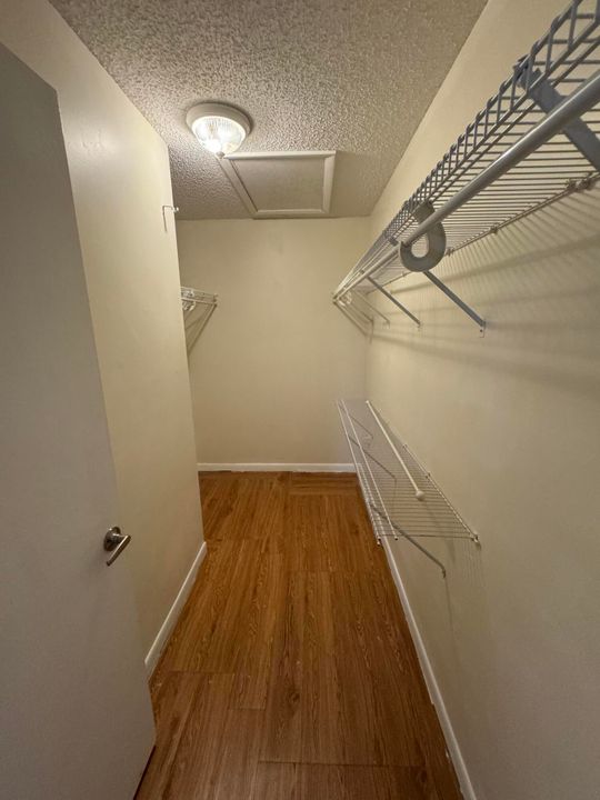 For Rent: $2,700 (3 beds, 2 baths, 1458 Square Feet)