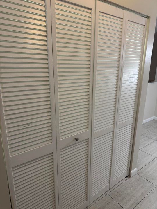 For Rent: $2,700 (3 beds, 2 baths, 1458 Square Feet)