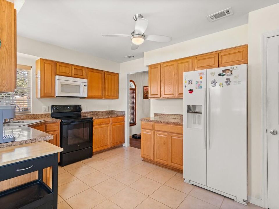 For Sale: $496,000 (4 beds, 2 baths, 2349 Square Feet)