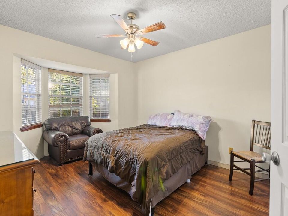 For Sale: $496,000 (4 beds, 2 baths, 2349 Square Feet)