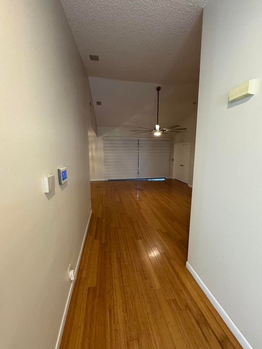 For Rent: $2,700 (3 beds, 2 baths, 1458 Square Feet)